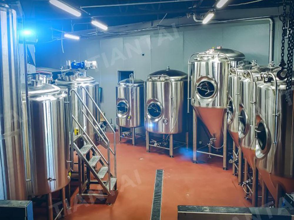 5 BBL microbrewery system started beer brewing in US